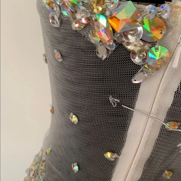 Clarisse White One Shoulder Sequin Dress Size 3/4 - Picture 16 of 17